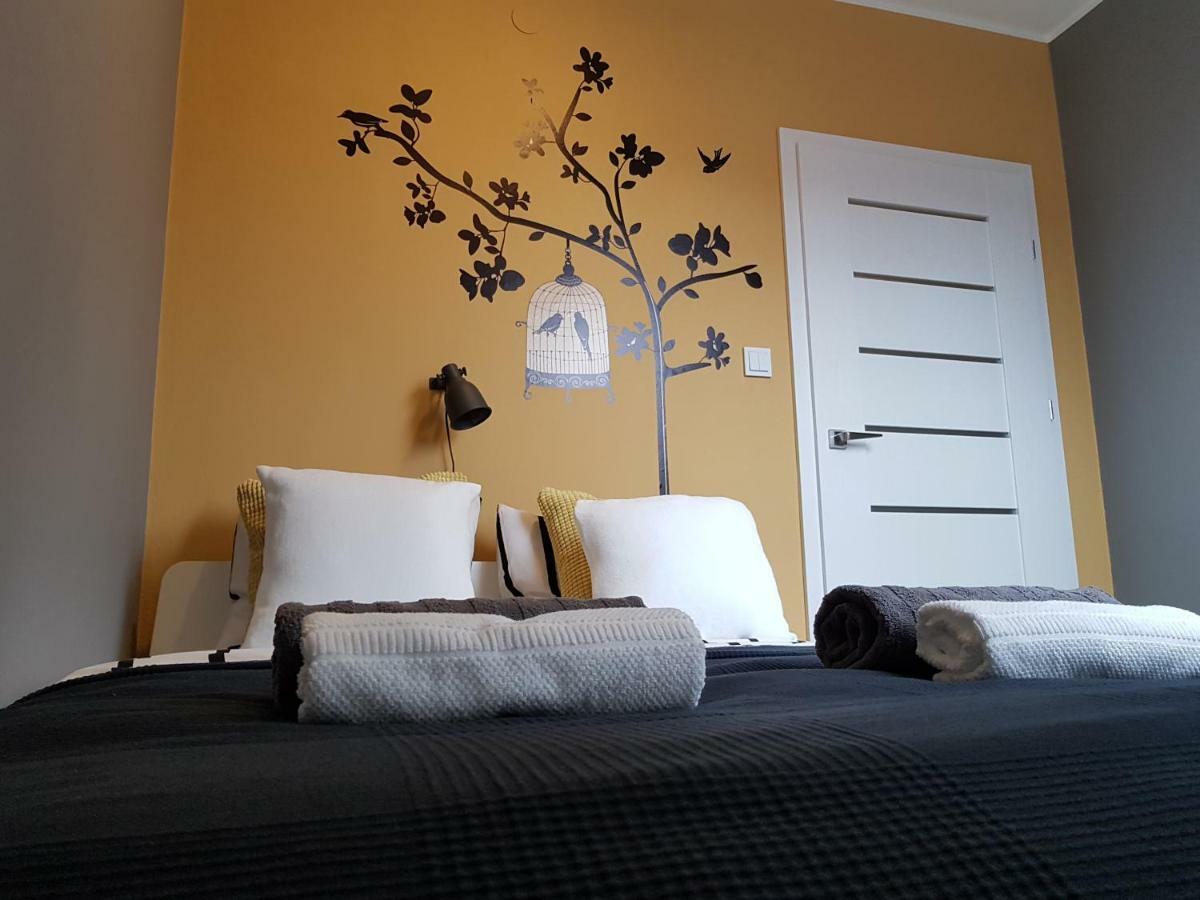 Black Rose Apartament Targi 3 Km, F-Ry Vat Kielce Eksteriør bilde